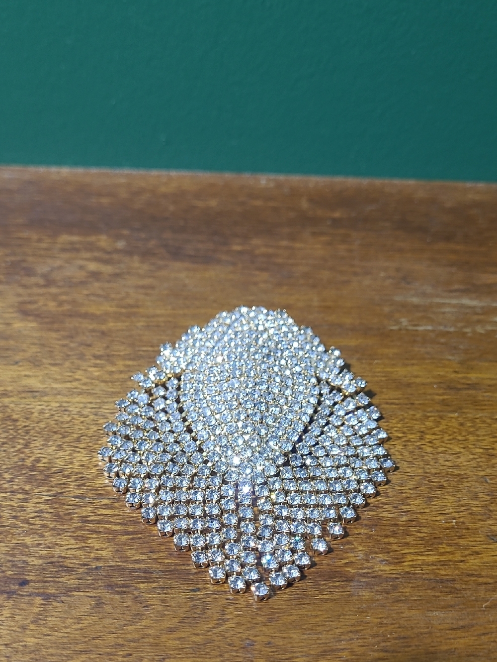 Vintage Gold Tone 1940s Waterfall Articulated Clear Rhinestone Dangle Brooch